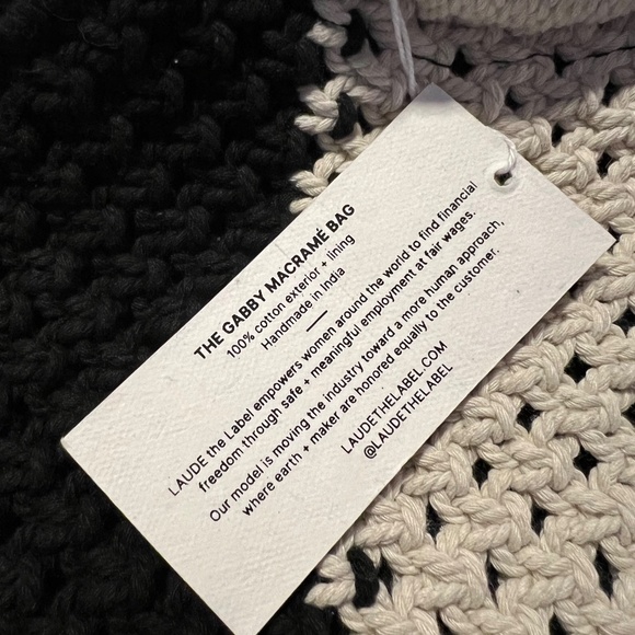 NEW - LAUDE THE LABEL Gabby Mini Macrame Black Curateur Bag - Picture 5 of 6